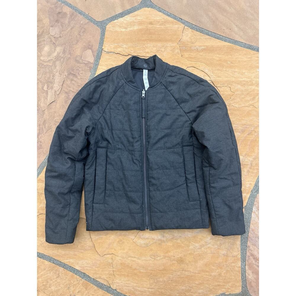 Lululemon Men's Reversible Bomber Jacket XS Full Zip Insulated Coat